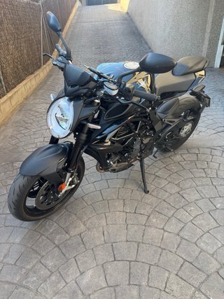 MV Agusta Brutale 800 R A2 Limitada  15.000kms