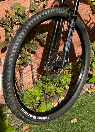 Llanta Specialized