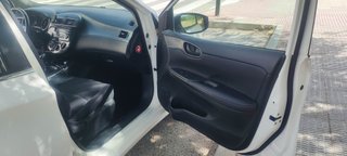 Nissan Pulsar 2015