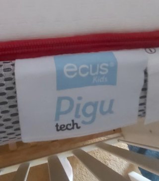 Cuna Micuna y colchón Pigu