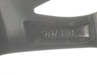 Toyota 2375225 4261105410 llanta avensis 2.0 d-4d