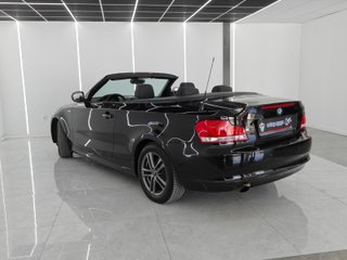 BMW Serie 1 2011 E88 Cabrio 118i Muy Pocos KM!