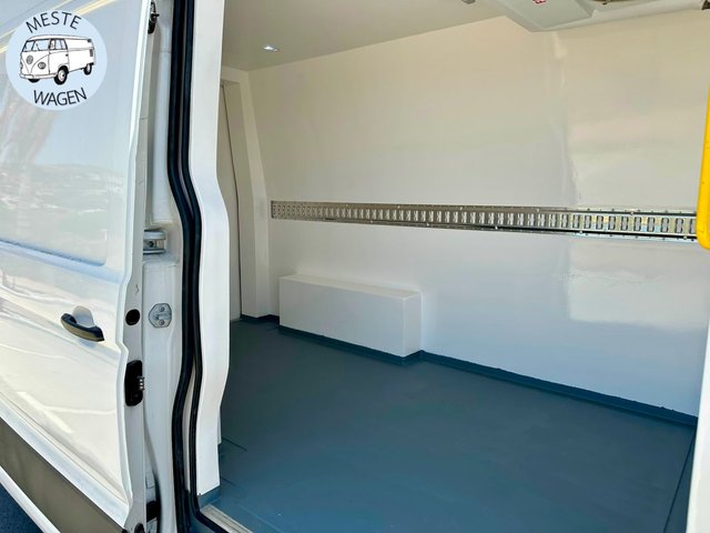 Volkswagen Crafter FRIGORÍFICO L3H2 2.0 TDI  140CV