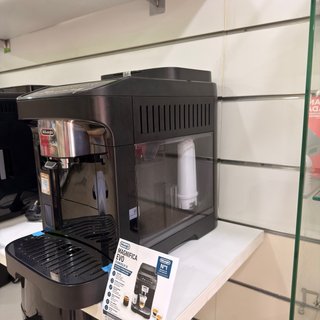 Cafetera DeLonghi Magnifica Evo Automática