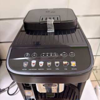 Cafetera DeLonghi Magnifica Evo Automática