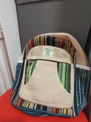 Bolso Negro con Asas Marrones