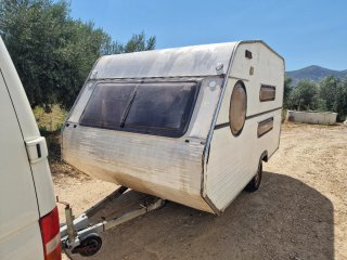 Caravana hergo gacela para restaurar con papeles.