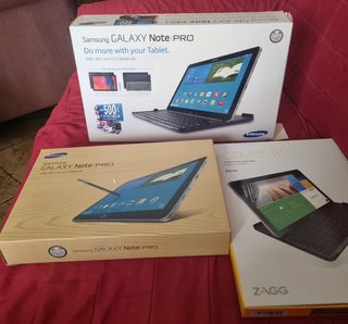 Samsung Galaxy Note PRO 12.2 + Tastiera Bluetooth