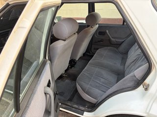 Ford Orion 1990 o cambio por furgoneta