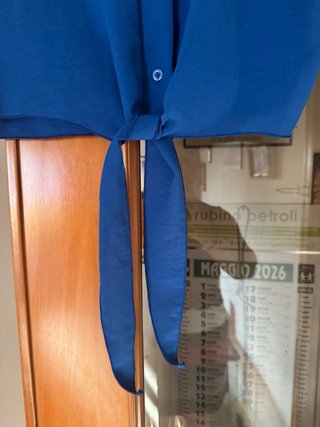 Completo Top Blu e Shorts Rossi