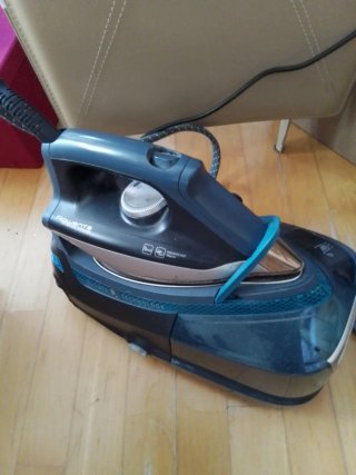 Plancha de Vapor Rowenta Silence Technology
