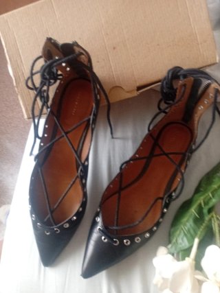 Zapatos planos Zara negros talla 38