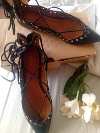 Zapatos planos Zara negros talla 38