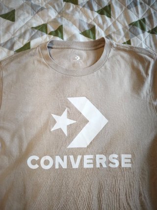 Lote 2 Camisetas Nike y Converse Talla M