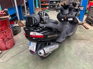 Suzuki Burgman 650
