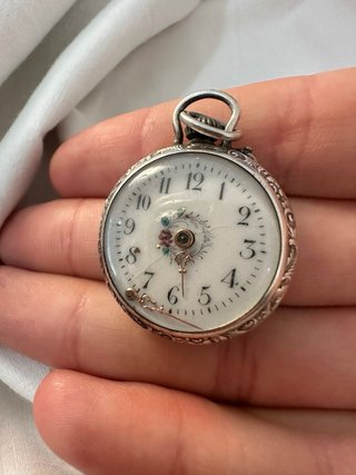 Orologio da tasca vintage in argento con base in porcellana