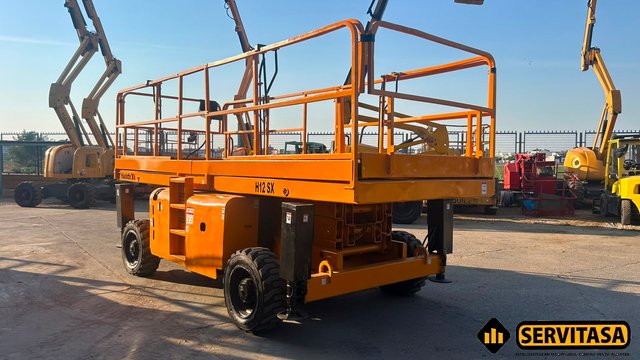 PLATAFORMA ELEVADORA REACONDICIONADA 12M