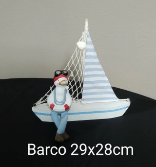 Barco náutico con figura de pato