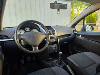 207 AÑO 2010 81.000 1.6HDI EXCELENTES CONDICIONES