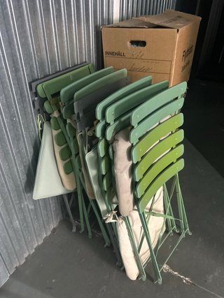 6 sillas  de hierro verde plegable