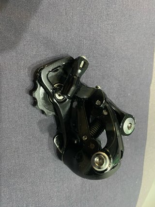 Cambio trasero y desviador delantero Shimano 105