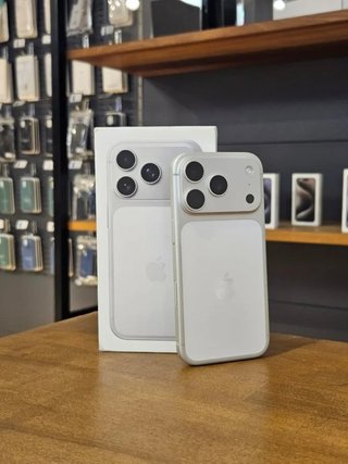 IPHONE 17 PRO 512GB ARGENTO BATTERIA 100% - 1 CICLO