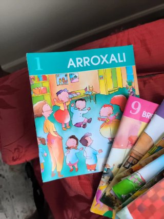 Lote de los 10 libros de URTXINTXA 3 urte