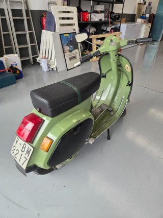 Vespa PK75 Verde