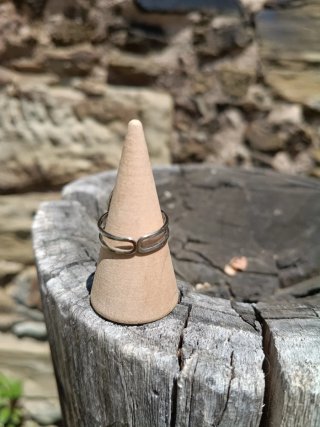 Anillo ajustable pétalos de Caléndula