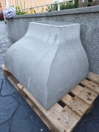 Campana de hormigón para barbacoa