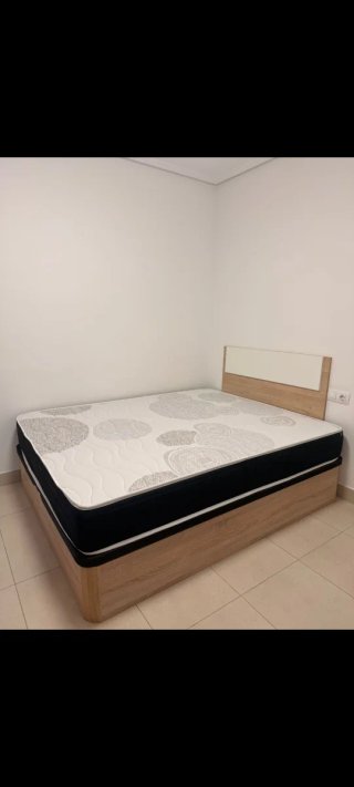 Cama canapé con cabecero