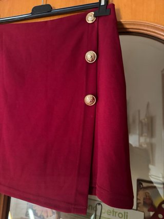 Completo gonna bordeaux e top argento