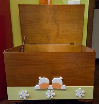 Conjunto cómoda, baúl y perchero