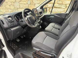 Nissan NV300 2020