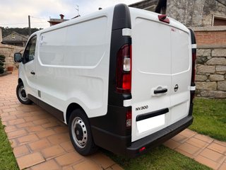 Nissan NV300 2020