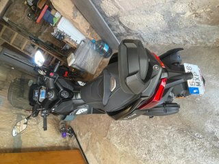 Yamaha XMAX 125 Tech MAX Negra