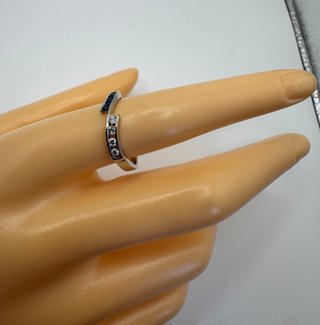 Anillo oro 18 kt con diamantes y zafiros