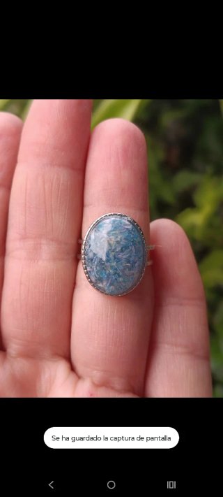 Anillo pétalos paniculata azul plata