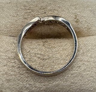 Anillo Oro 18k Diamantes y Rubíes