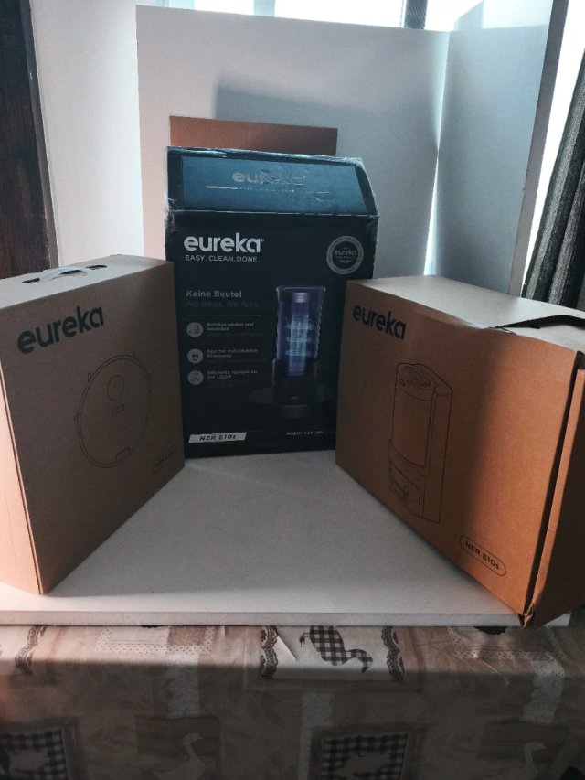 Eureka NER E10s Robot Aspirador y Fregasuelos