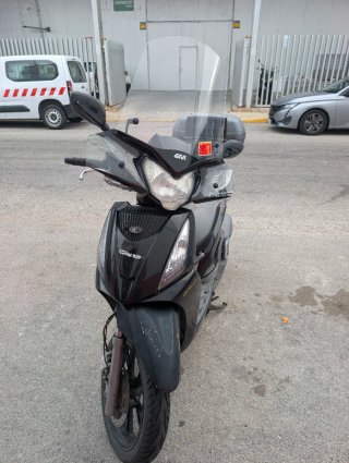 Kymco People GTI 125. MUY BUEN ESTADO
