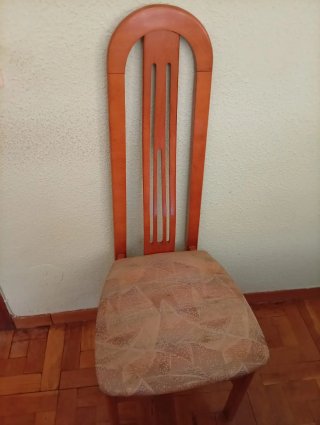 Mesa comedor y 4 sillas madera