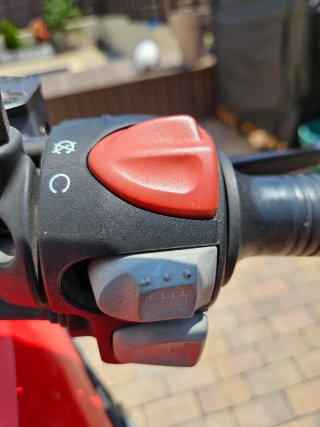 BMW F650GS 2005 Roja