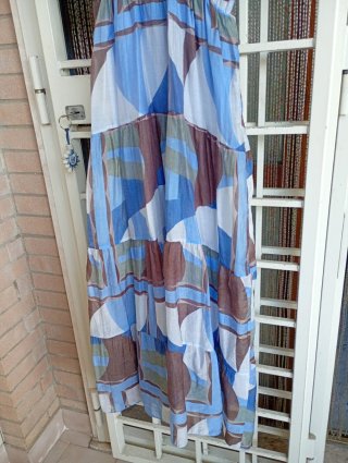 Vestito lungo estivo fantasia geometrica.