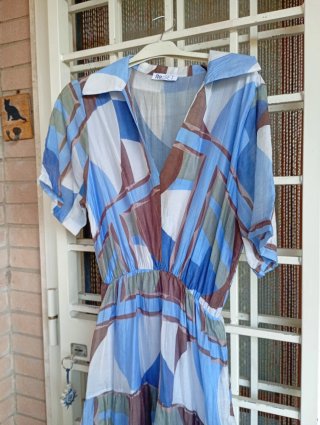 Vestito lungo estivo fantasia geometrica.