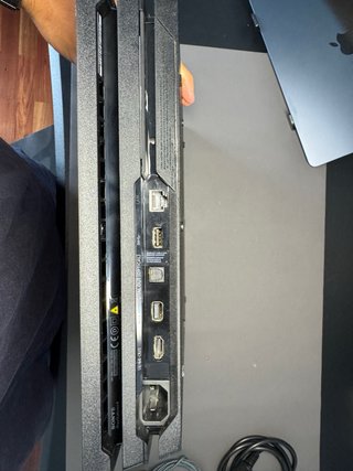 PS4 Pro 1TB Nera + Accessori + Giochi