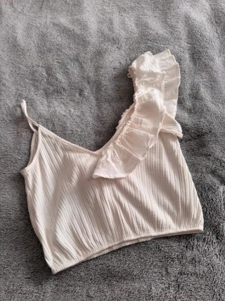 Top corto Zara asimmetrico volant taglia M