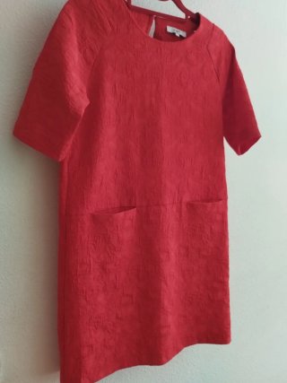 Vestido rojo de entretiempo
