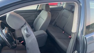 Volkswagen Golf V 1.6 102cv Highline · Muy cuidado