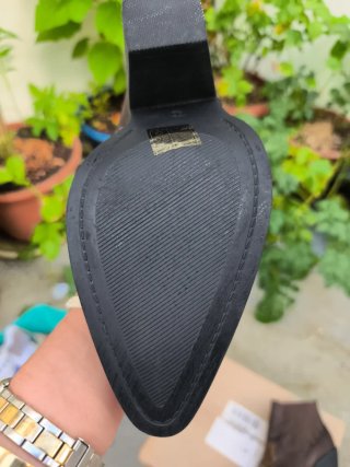 Botines marrones efecto piel de cocodrilo